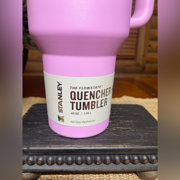 AMETHYST Stanley 40oz Tumbler - Picture 5 of 11